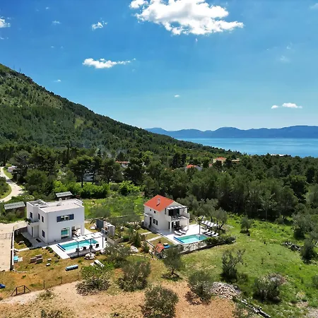 Blue Sky Holiday home Zaostrog