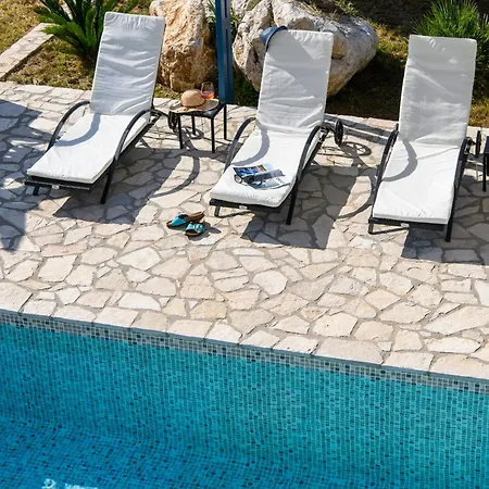 Vakantiehuis Blue Sky Zaostrog