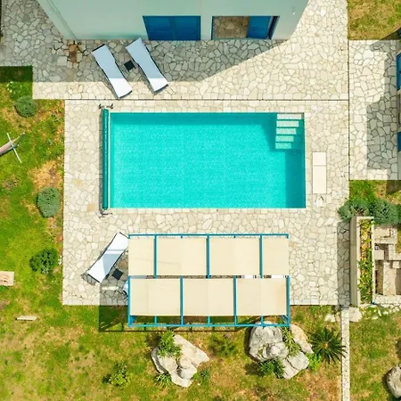 Blue Sky Holiday home Zaostrog